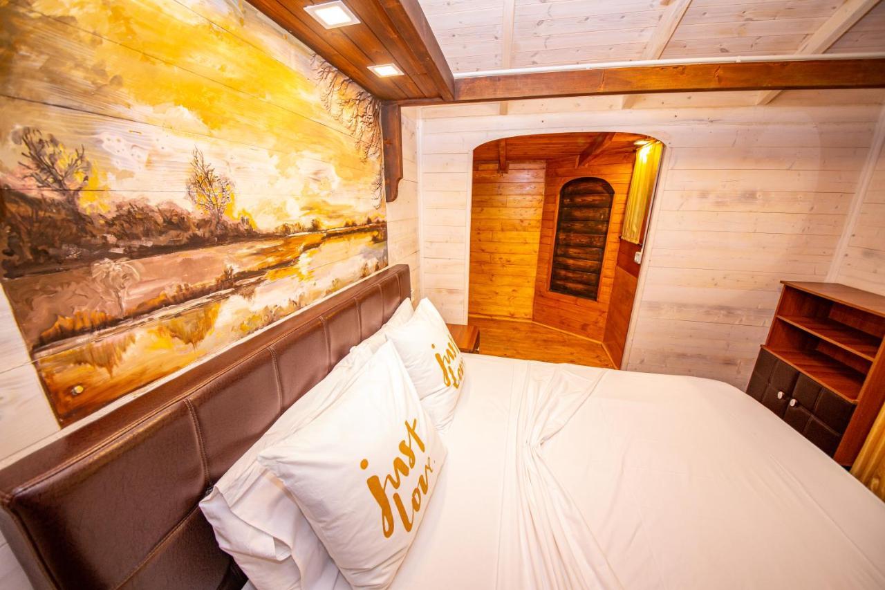 Hotel Legjenda Shkodër Екстериор снимка