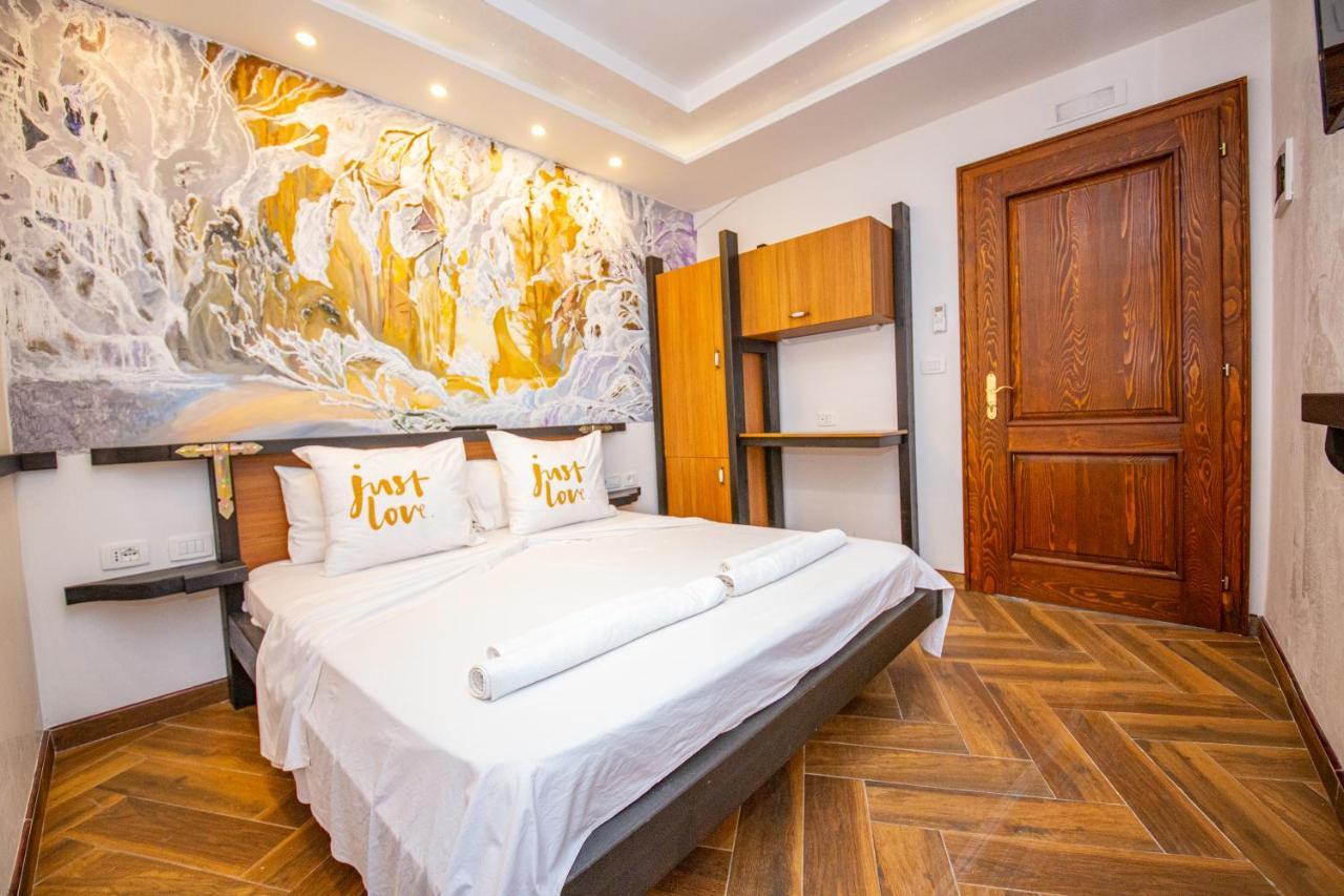 Hotel Legjenda Shkodër Екстериор снимка