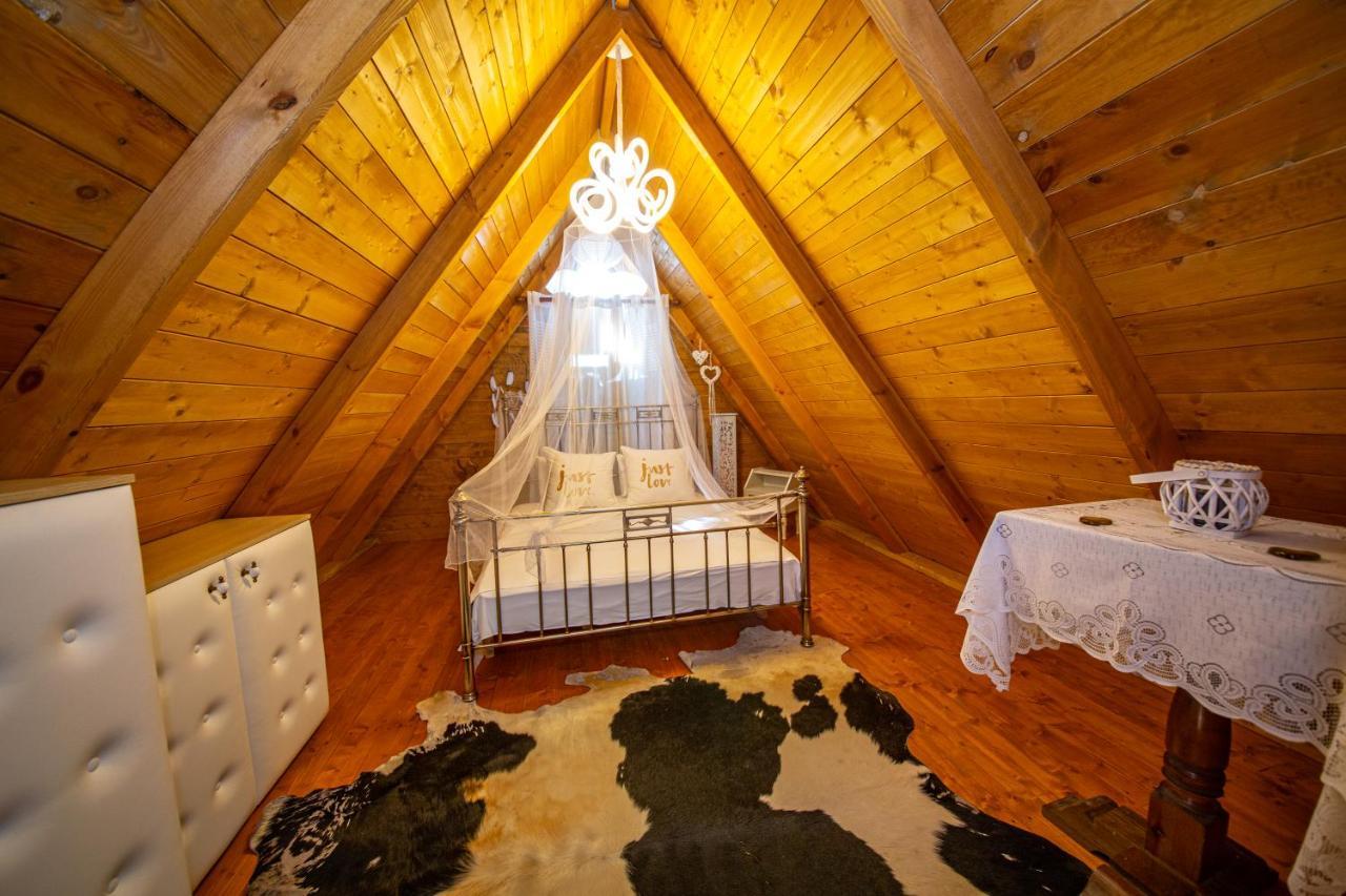 Hotel Legjenda Shkodër Екстериор снимка