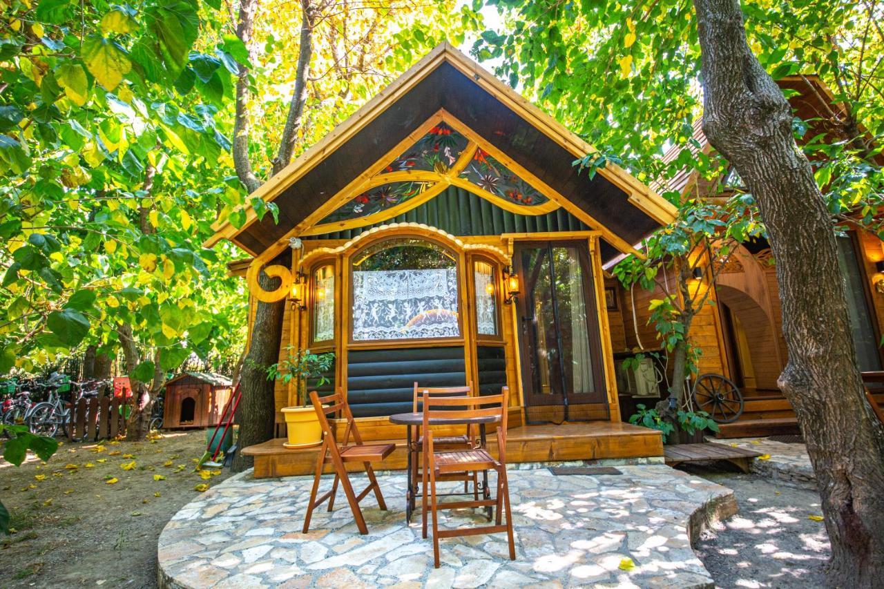 Hotel Legjenda Shkodër Екстериор снимка