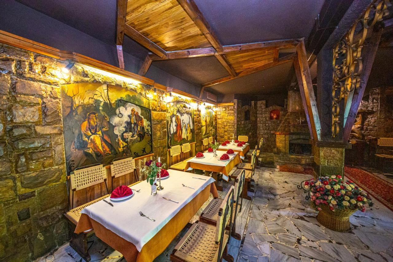 Hotel Legjenda Shkodër Екстериор снимка
