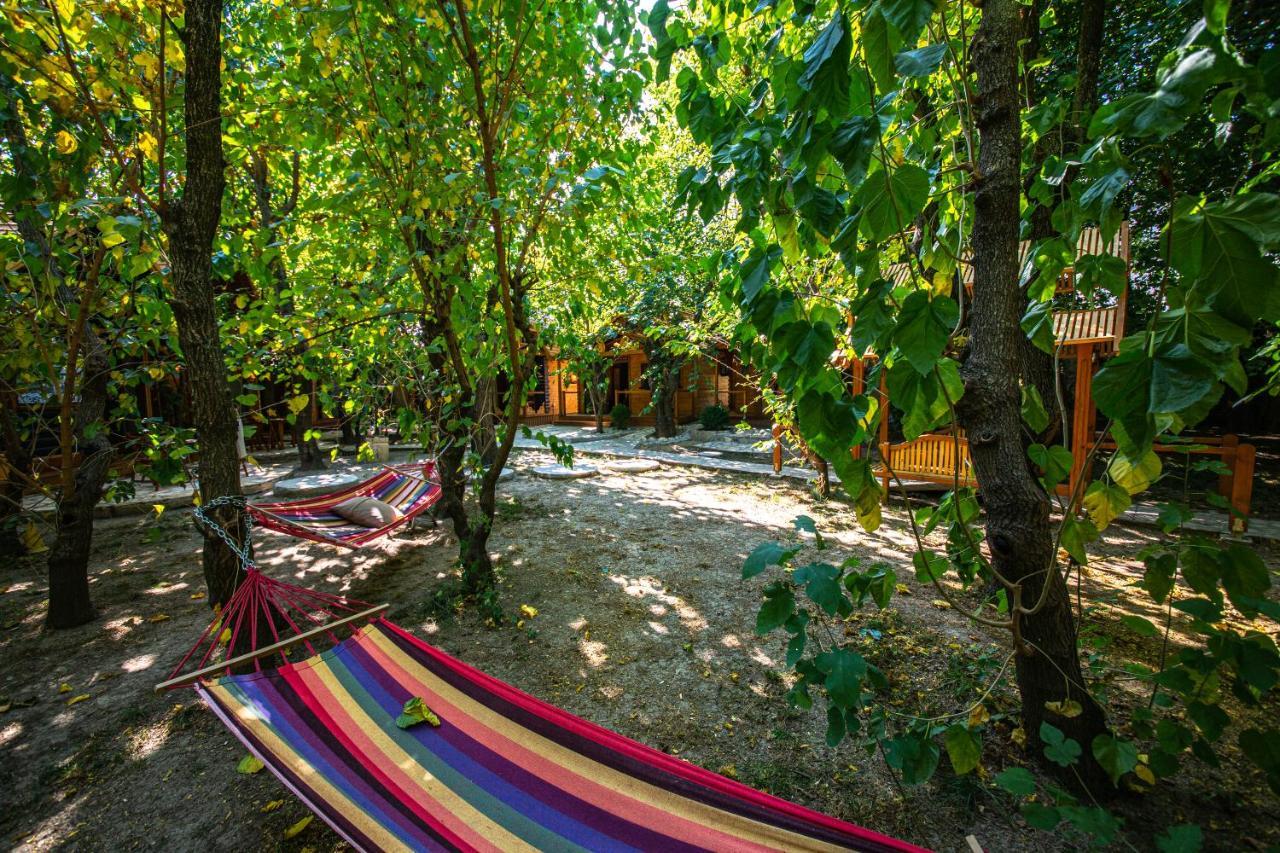 Hotel Legjenda Shkodër Екстериор снимка