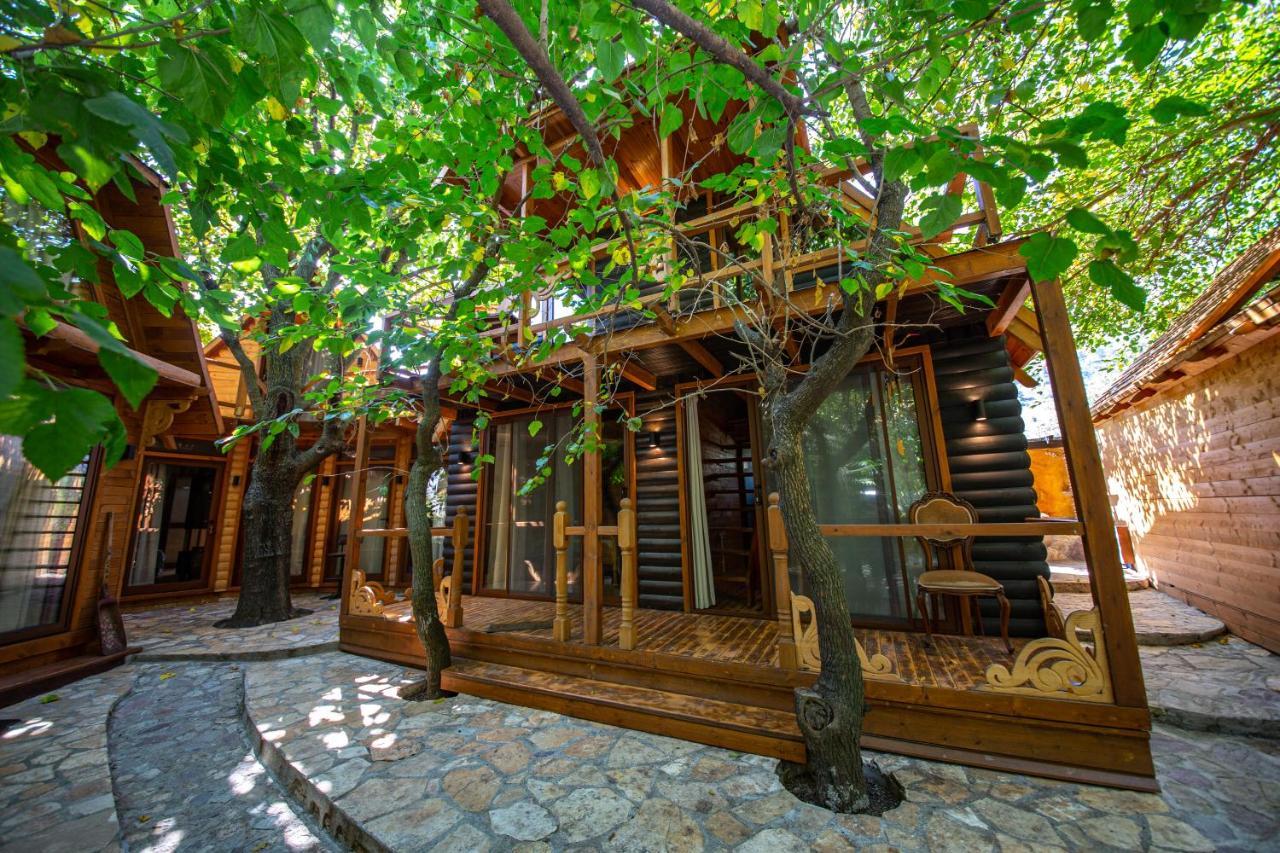 Hotel Legjenda Shkodër Екстериор снимка