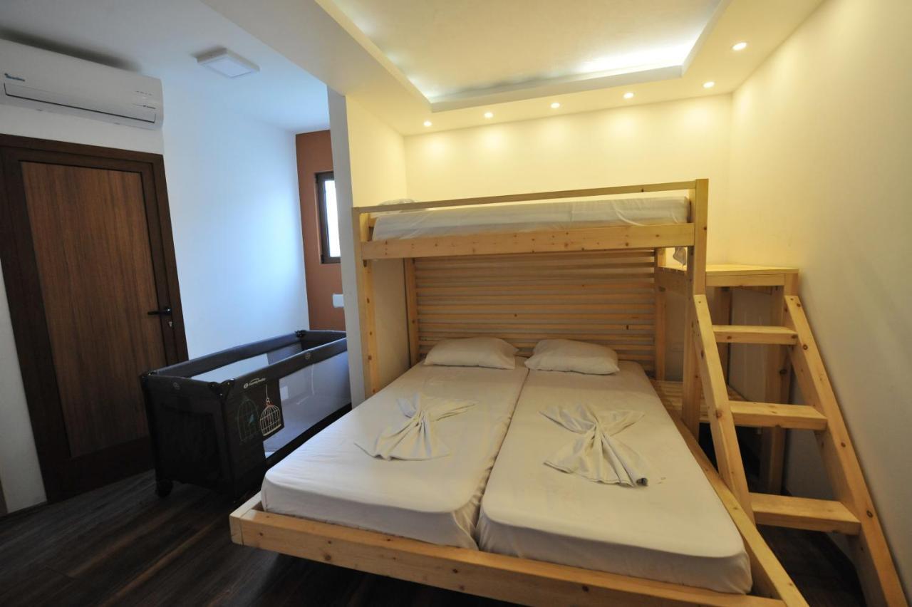 Hotel Legjenda Shkodër Екстериор снимка